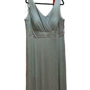 R & M Richards Seafoam green  Dress